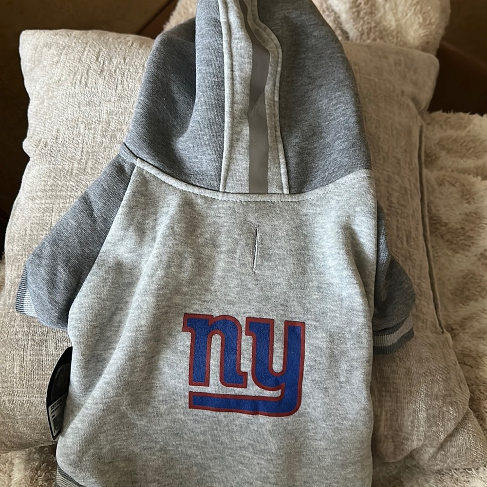 New York Giants Dog hoodie.